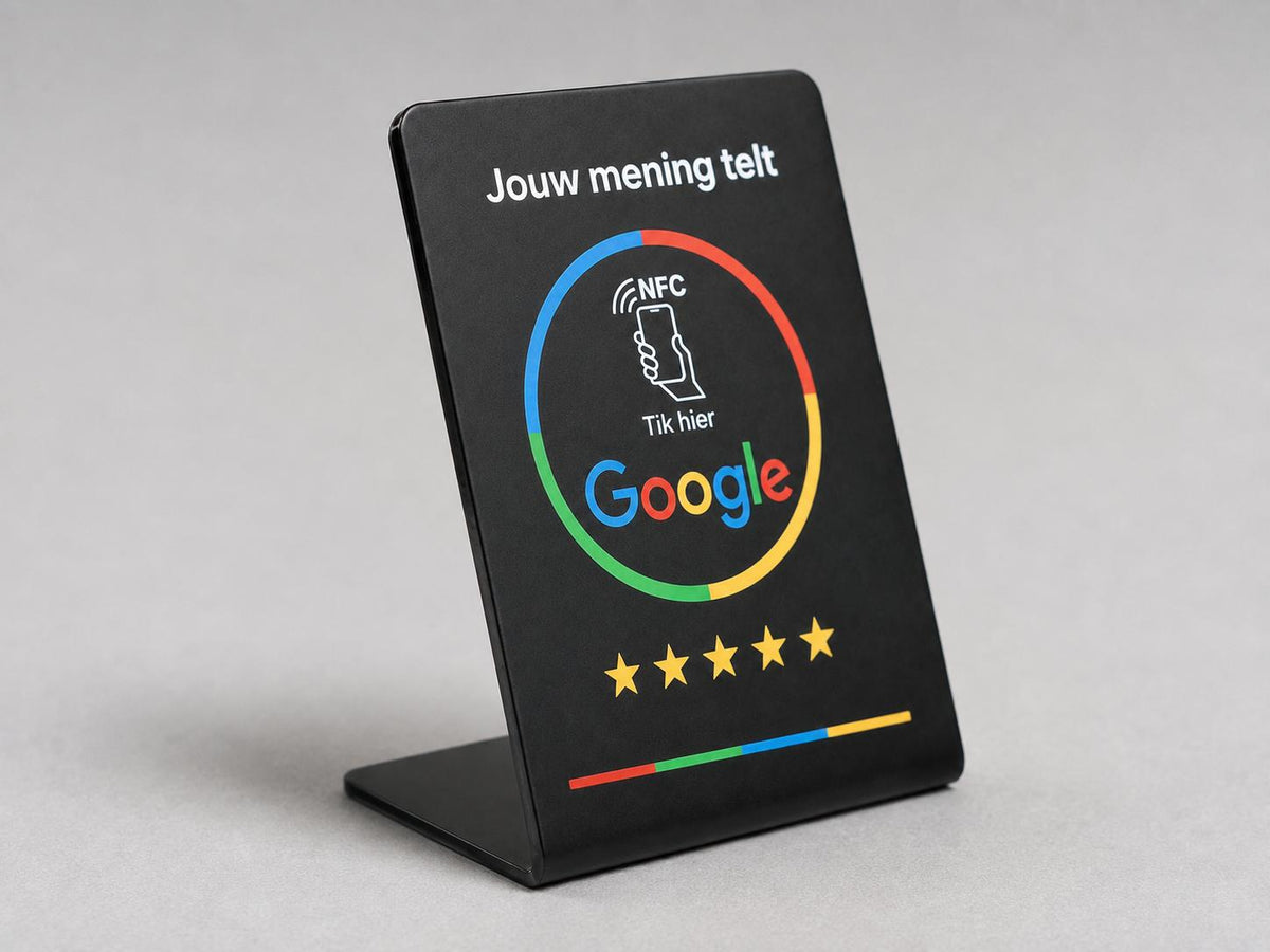 Google Review Display Zwart, close-up schuin van voren