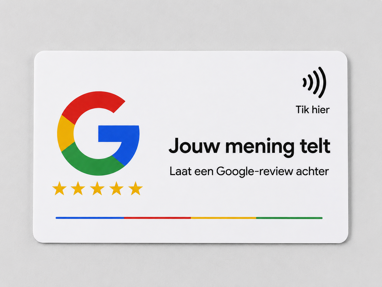Google Reviewkaart met NFC op een lichte ondergrond